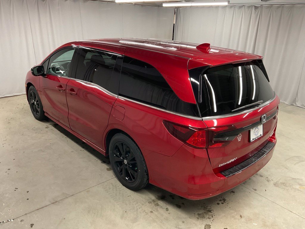 Used 2023 Honda Odyssey Sport image 5