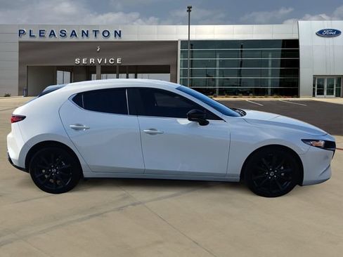 Used 2024 MAZDA MAZDA3 s FWD image 6