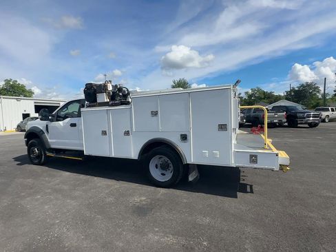 Used 2020 Ford F550 4x4 Regular Cab Super Duty image 5