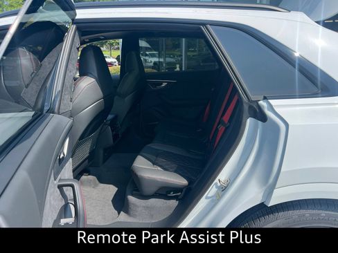 New 2026 Audi SQ8 Prestige AWD/4WD image 30