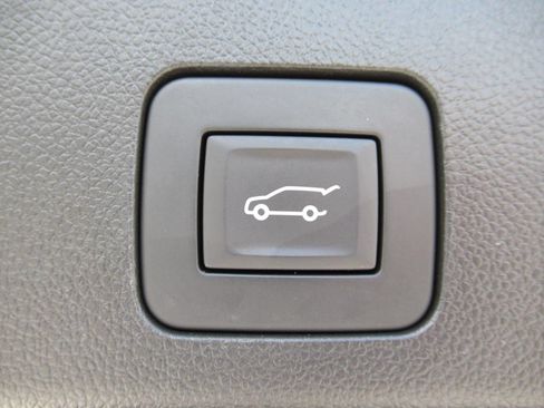 Used 2023 Buick Encore GX Select w/ Experience Buick Package FWD image 38