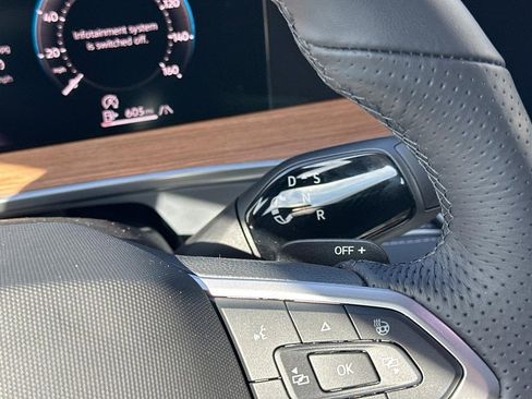 New 2026 Volkswagen Tiguan SEL R-Line image 13