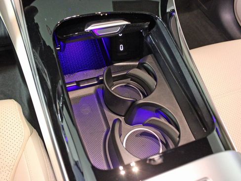 Certified 2026 Mercedes-Benz GLC 300 GLC 300 image 24