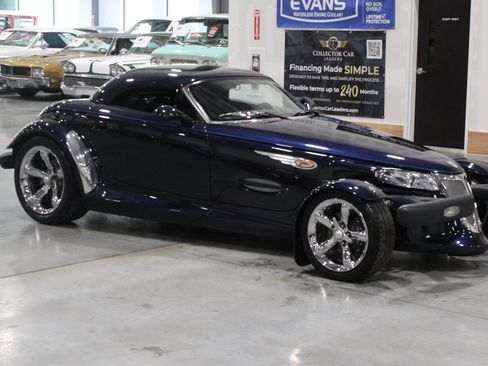 Used 2001 Chrysler Prowler RWD image 18
