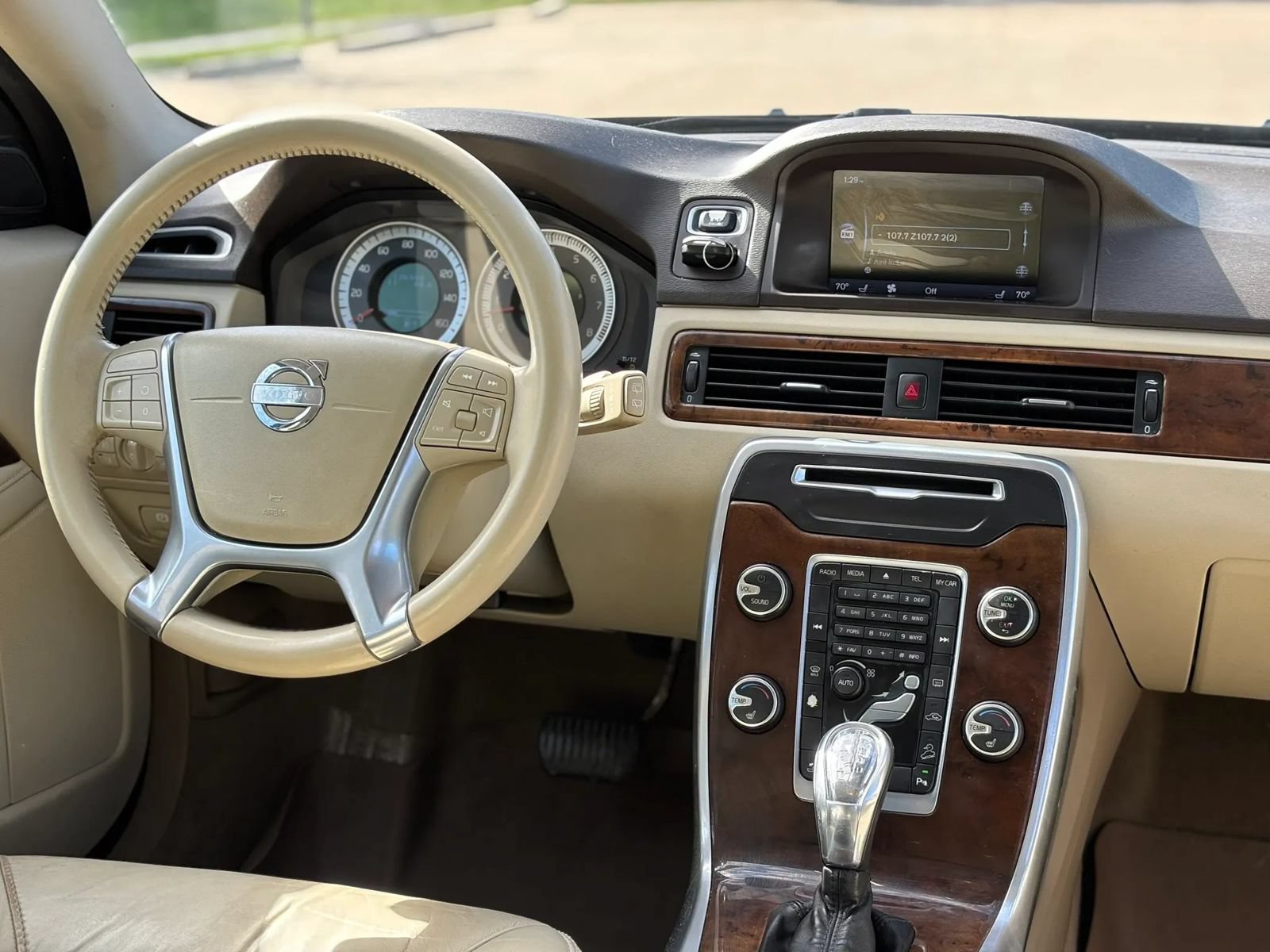 Used 2013 Volvo XC70 T6 AWD/4WD image 15