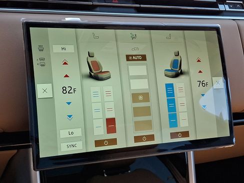 New 2026 Land Rover Range Rover SE image 14