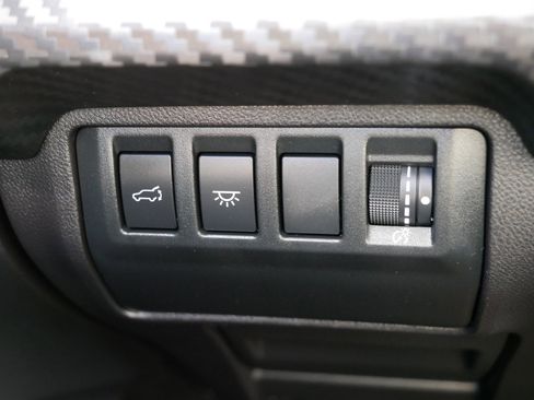 Used 2025 Subaru Ascent Premium AWD/4WD image 26