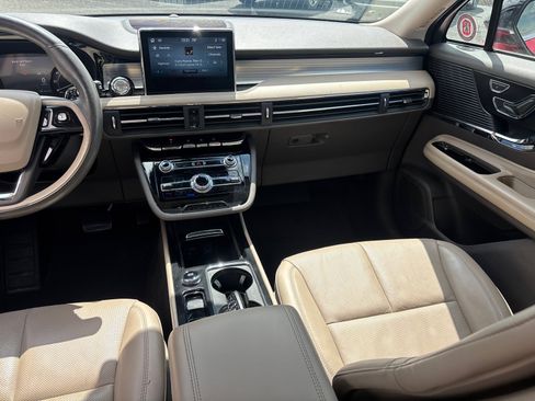 Certified 2022 Lincoln Corsair AWD w/ Premium Package image 30