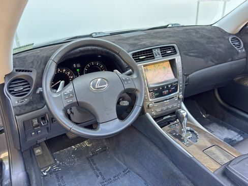Used 2010 Lexus IS 350C RWD image 11