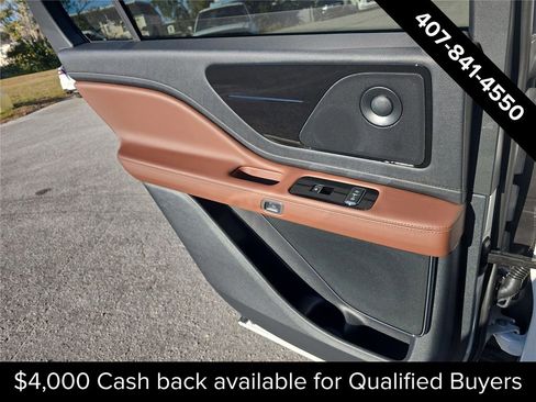 New 2026 Lincoln Aviator Reserve image 8