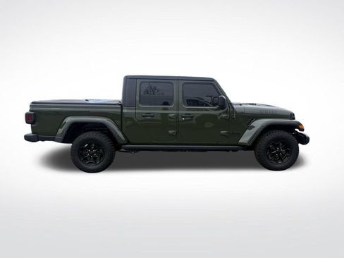 Used 2021 Jeep Gladiator Sport image 9
