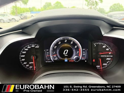 Used 2016 Chevrolet Corvette Stingray Coupe w/ Battery Protection Package RWD image 27