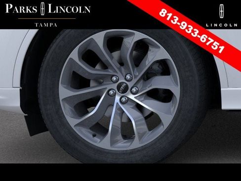 New 2026 Lincoln Aviator 2WD w/ Jet Appearance Package image 19