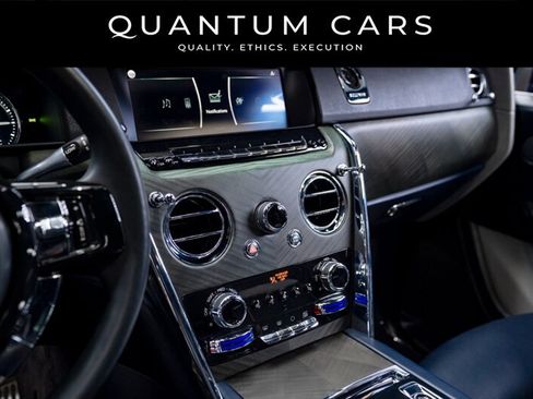 Used 2020 Rolls-Royce Cullinan AWD/4WD image 26