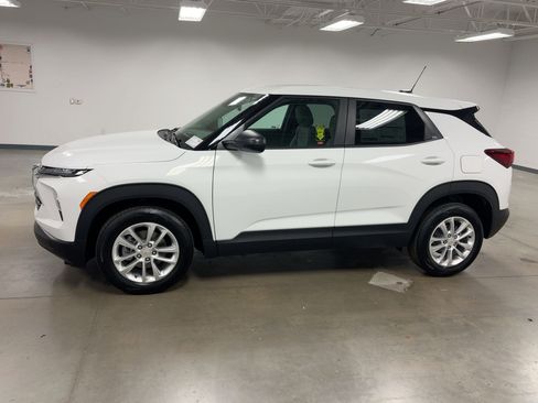 New 2026 Chevrolet TrailBlazer LS w/ LS Convenience Package image 2