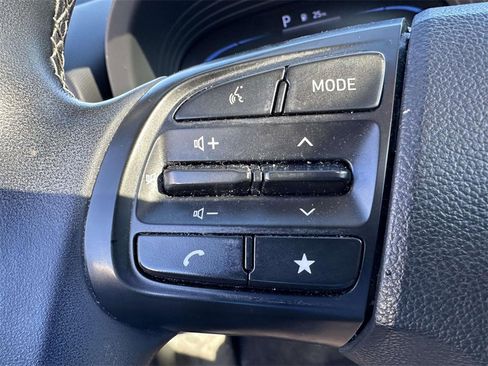 Used 2023 Hyundai Venue SEL image 27