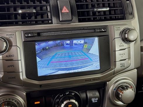 Used 2019 Toyota 4Runner SR5 Premium image 16