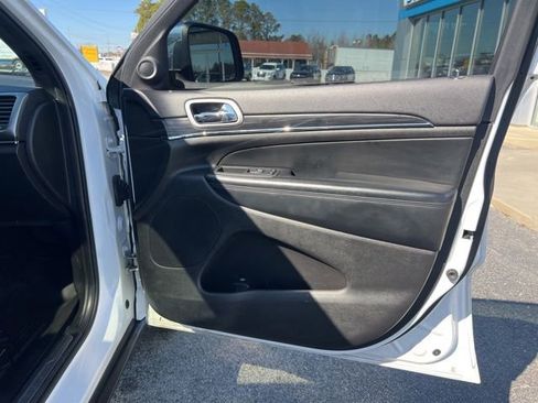 Used 2021 Jeep Grand Cherokee Limited w/ Premium Lighting Group image 37