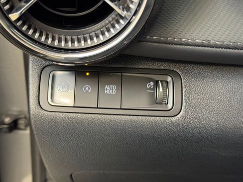 New 2026 Chevrolet Equinox LT w/ Convenience Package II image 30