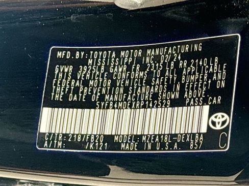 Used 2024 Toyota Corolla LE image 30