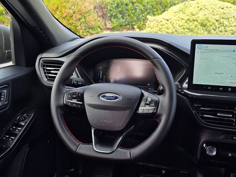 Used 2024 Ford Escape ST-Line w/ Tech Pack #1 image 22