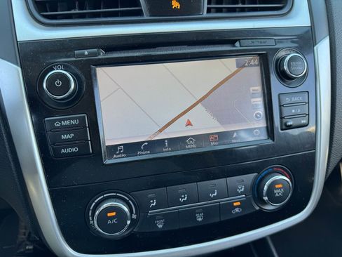 Used 2018 Nissan Altima 2.5 SR w/ SR Midnight Edition image 26