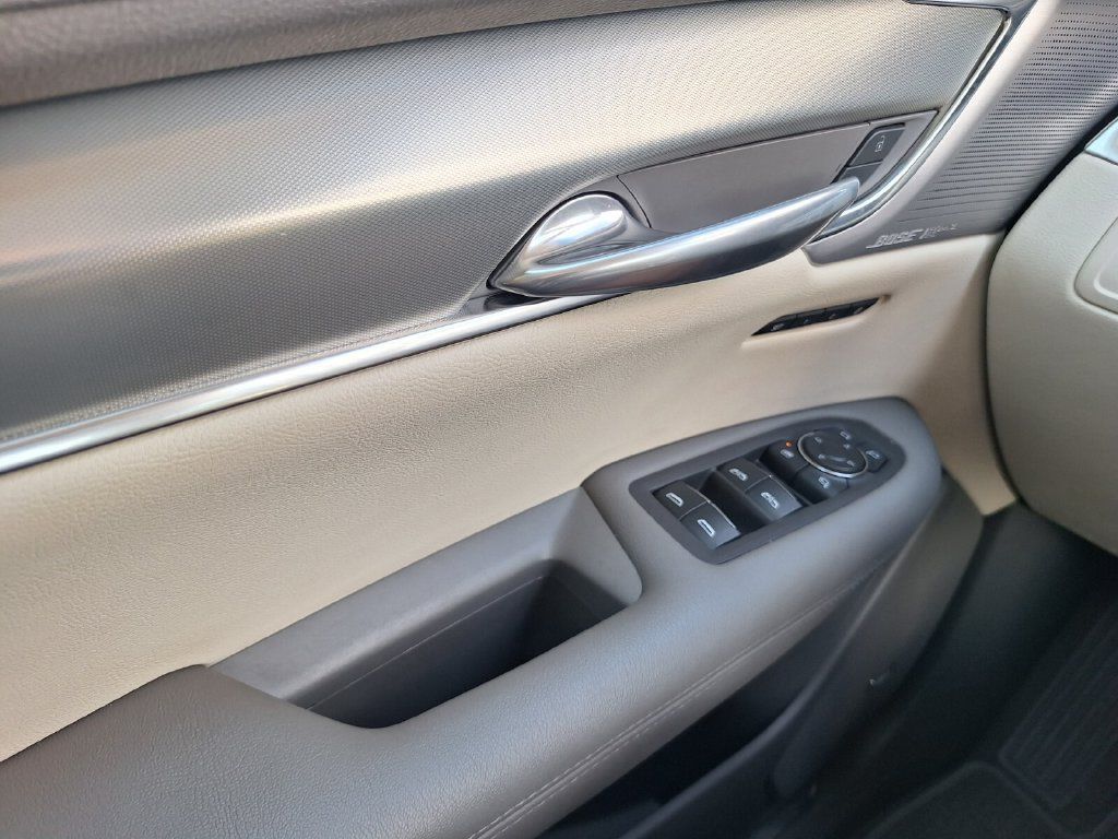 Used 2022 Cadillac XT5 Premium Luxury FWD image 19
