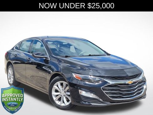 Used 2025 Chevrolet Malibu LT FWD image 1