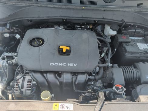 Used 2019 Hyundai Kona SE FWD image 11