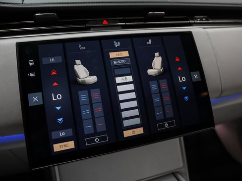 Used 2024 Land Rover Range Rover SV image 55