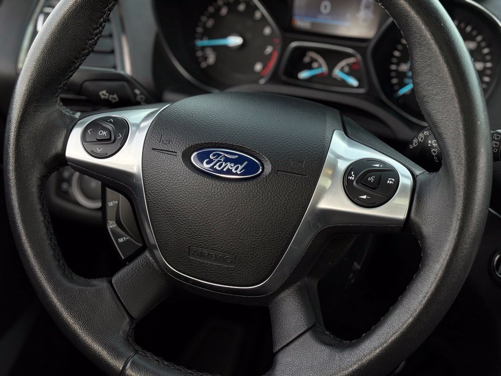Used 2016 Ford Escape Titanium AWD/4WD image 10