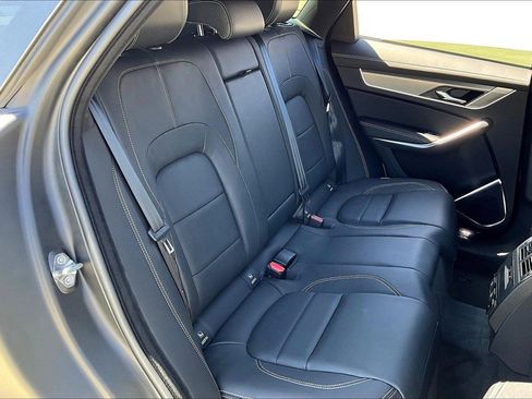 New 2026 Jaguar F-PACE R-Dynamic S image 11