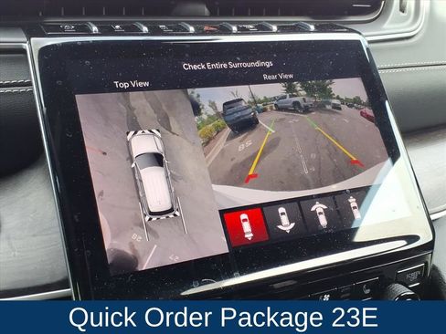 Used 2024 Jeep Grand Cherokee L Limited w/ Luxury Tech Group II image 3