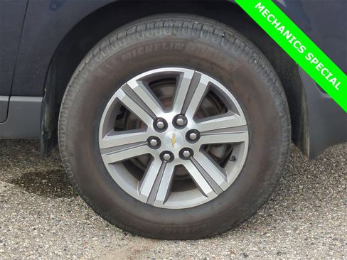Used 2015 Chevrolet Traverse LT image 21