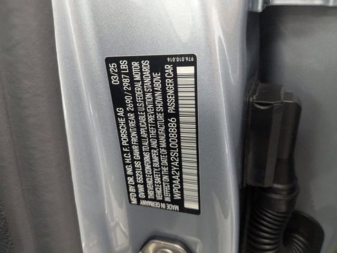 Certified 2025 Porsche Panamera image 25