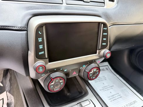 Used 2014 Chevrolet Camaro SS image 17