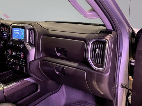 Used 2022 Chevrolet Silverado 1500 LTZ w/ LTZ Premium Package AWD/4WD image 28
