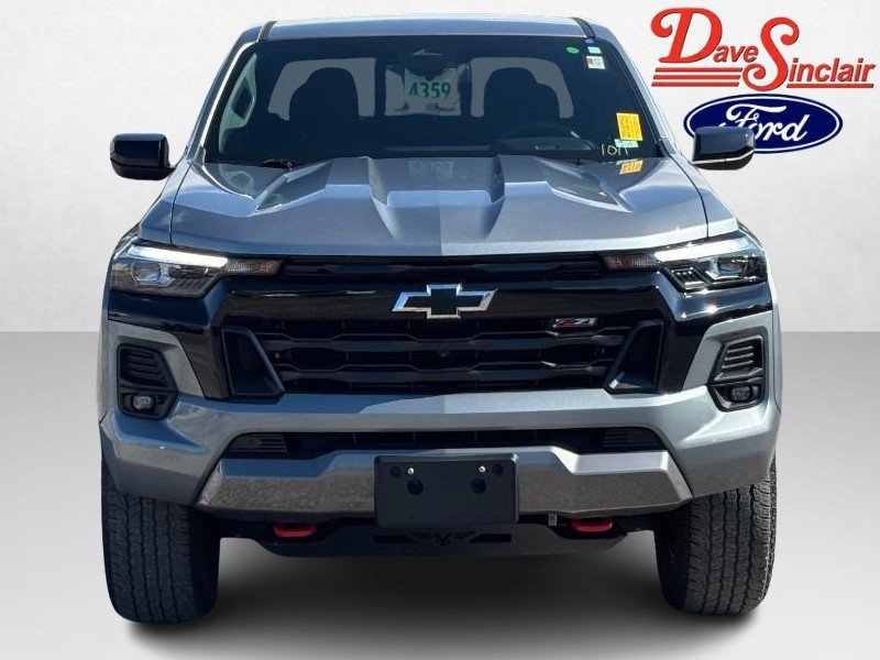 Used 2024 Chevrolet Colorado Z71 w/ Z71 Convenience Package 2 AWD/4WD image 2