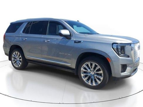Used 2024 GMC Yukon Denali image 2
