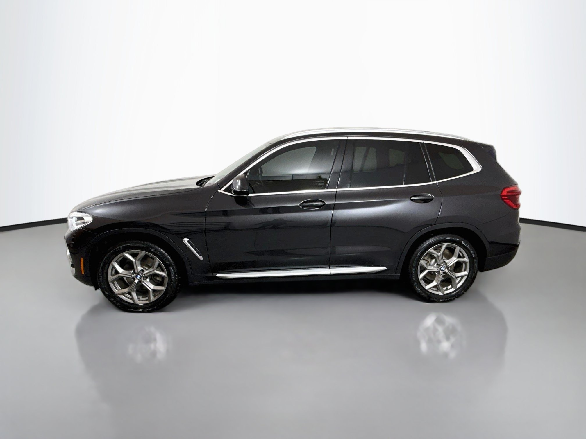 Used 2020 BMW X3 xDrive30i w/ Premium Package AWD/4WD image 4