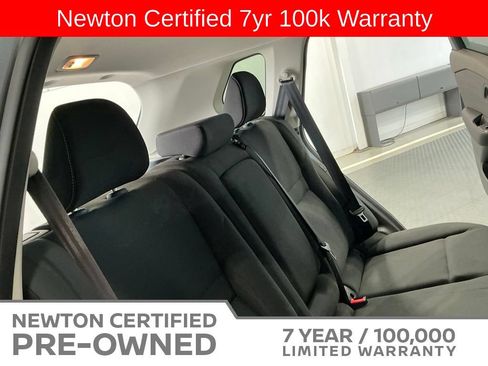 Used 2023 Nissan Rogue S AWD/4WD image 19