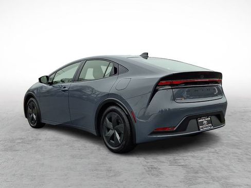 Used 2024 Toyota Prius LE image 4