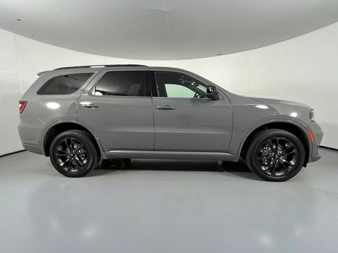 Used 2023 Dodge Durango GT AWD/4WD image 8