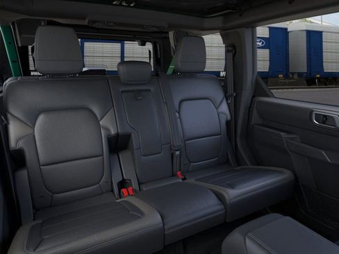 New 2025 Ford Bronco Outer Banks w/ Sasquatch Package image 12