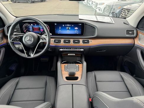 Certified 2026 Mercedes-Benz GLE 450 4MATIC image 11
