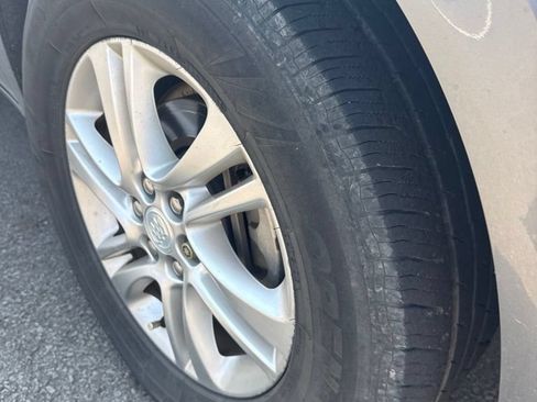Used 2018 Buick Enclave Essence FWD image 6