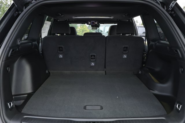 New 2027 Jeep Grand Cherokee Laredo X RWD image 10