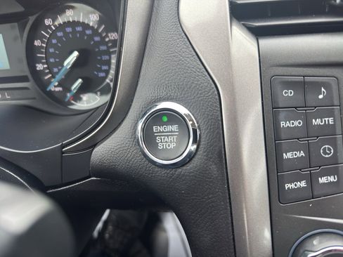 Used 2018 Ford Fusion S image 10