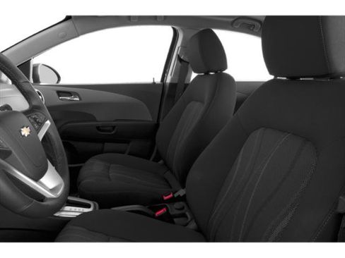 Used 2020 Chevrolet Sonic LT w/ Convenience Package FWD image 12