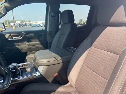 Certified 2024 Chevrolet Silverado 1500 LT Trail Boss w/ Convenience Package II image 12